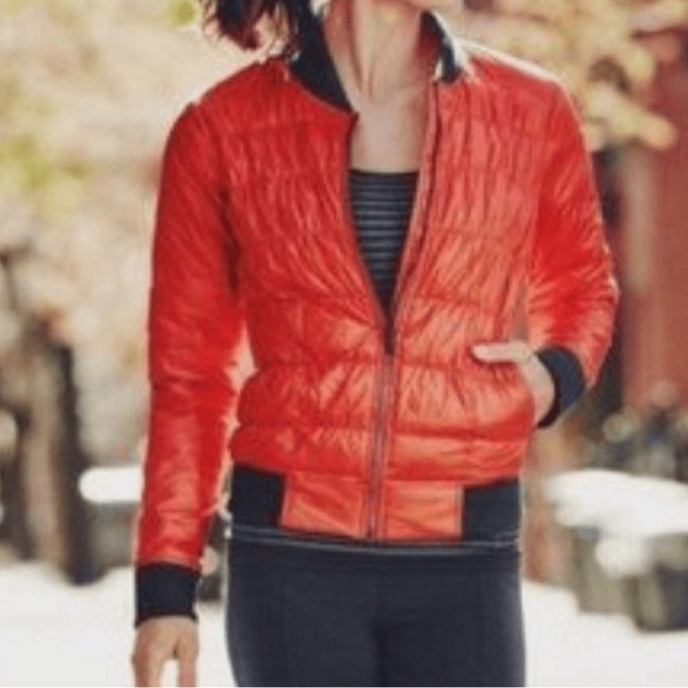 Athleta Womens Dobby Jacket Size Small Red Quilted Goose Down Puffer Bomber coat